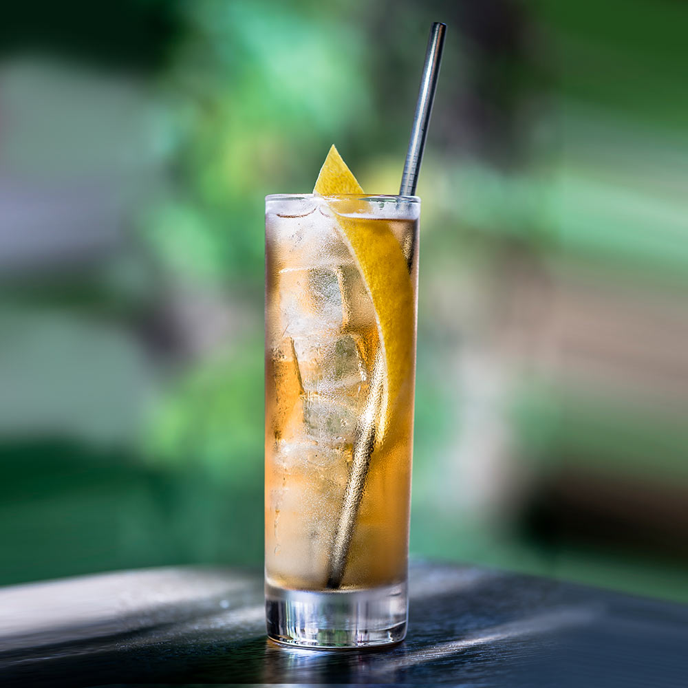 Jules-Gautret-cognac-cocktail-horses-neck